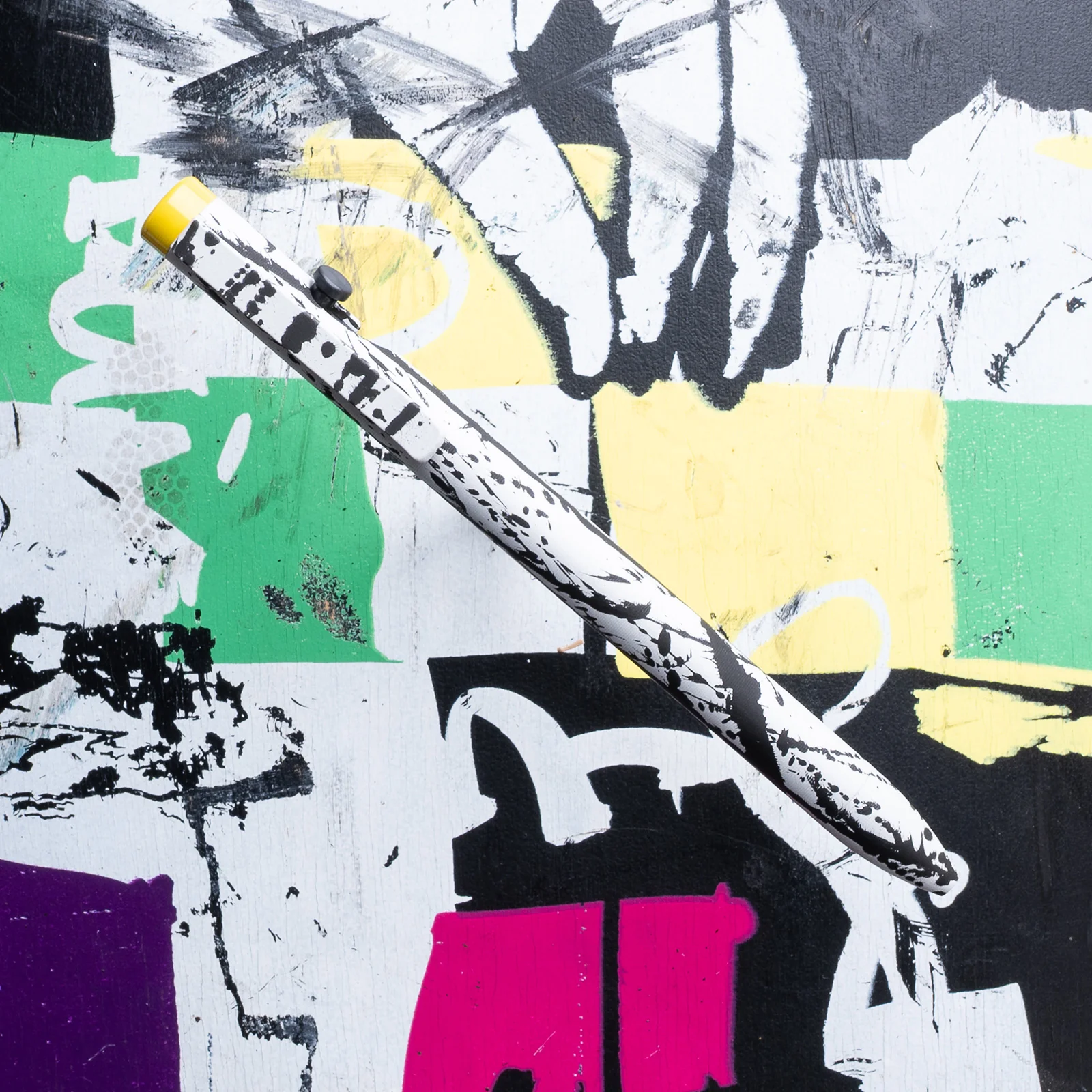 Abstract - Image 12