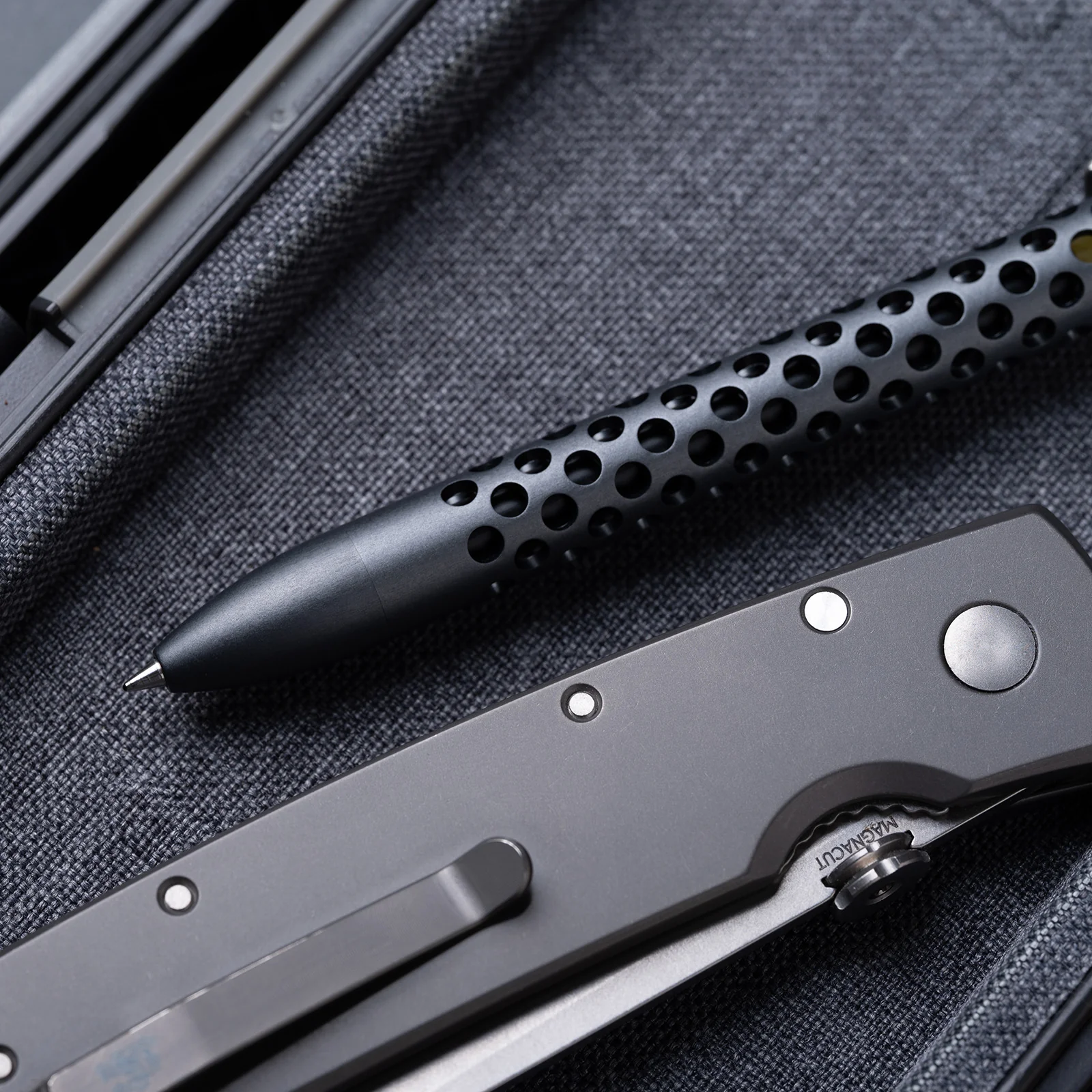 Skeletonized Aluminum Bolt Action Pen - Image 4