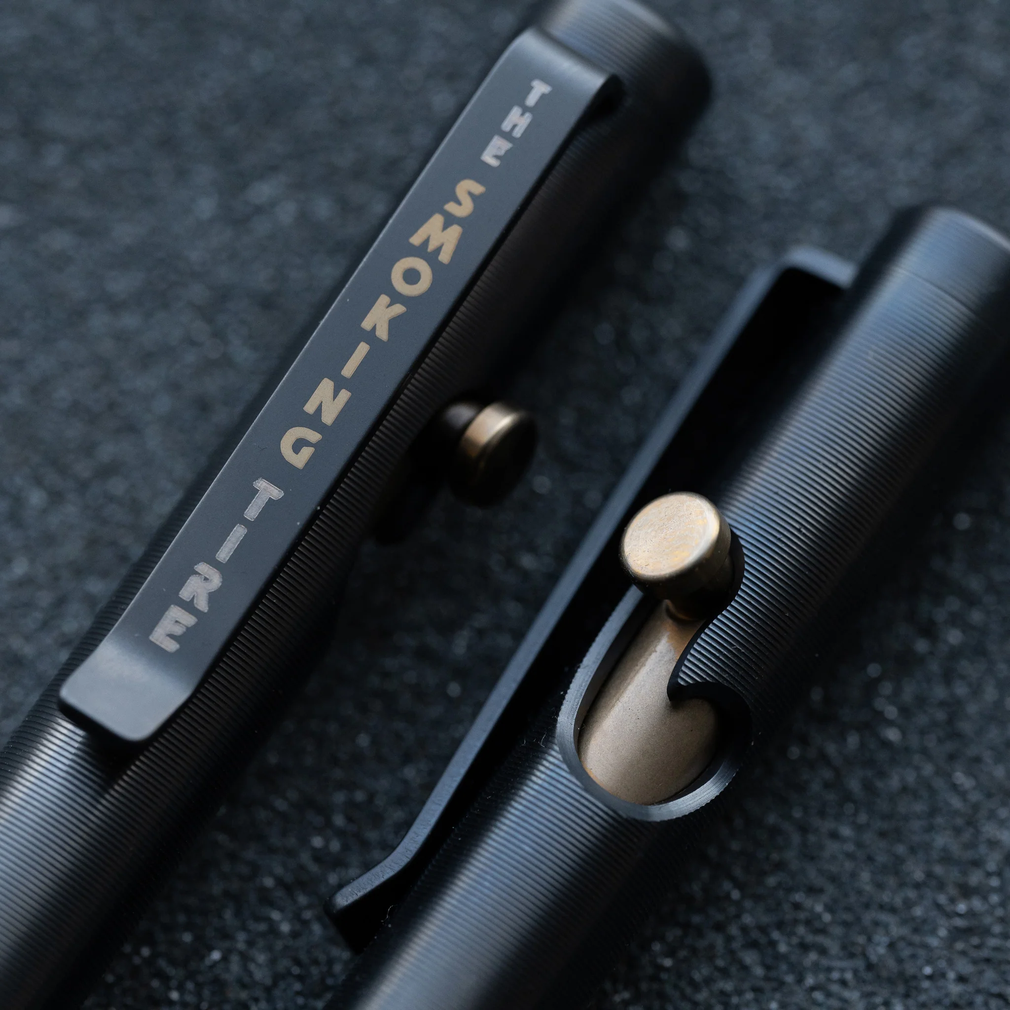 The Smoking Tire Bolt Action Pen - Image 5